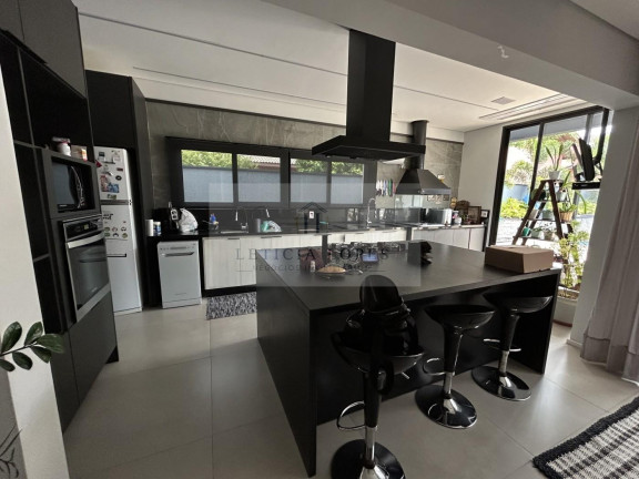 Imagem Casa com 4 Quartos à Venda, 400 m² em Jardim Tereza Cristina - Jundiaí Imagem Casa com 4 Quartos à Venda, 400 m² em Jardim Tereza Cristina - Jundiaí