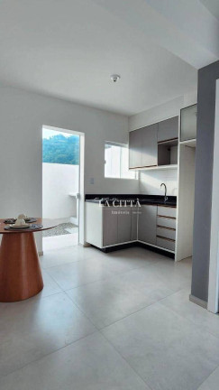 Imagem Sobrado com 2 Quartos à Venda, 50 m² em Espinheiros - Itajaí Imagem Sobrado com 2 Quartos à Venda, 50 m² em Espinheiros - Itajaí