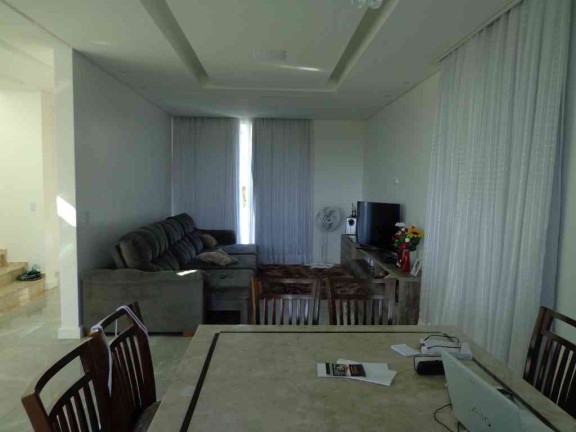 Imagem Casa com 4 Quartos à Venda, 260 m² em Brisas - Mogi Das Cruzes Imagem Casa com 4 Quartos à Venda, 260 m² em Brisas - Mogi Das Cruzes