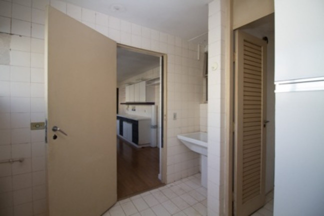 Imagem Imóvel com 4 Quartos à Venda, 382 m² em Jardim Paulista - São Paulo Imagem Imóvel com 4 Quartos à Venda, 382 m² em Jardim Paulista - São Paulo