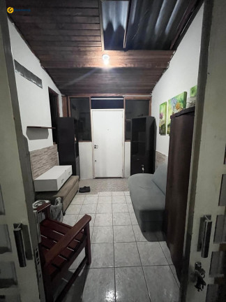 Imagem Casa com 4 Quartos à Venda, 220 m² em Trindade - Florianópolis Imagem Casa com 4 Quartos à Venda, 220 m² em Trindade - Florianópolis