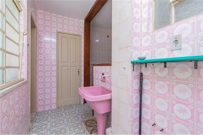 Imagem Apartamento com 2 Quartos à Venda, 85 m² em Menino Deus - Porto Alegre
