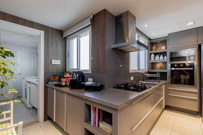 Imagem Apartamento com 3 Quartos à Venda, 199 m² em Jardim Do Salso - Porto Alegre