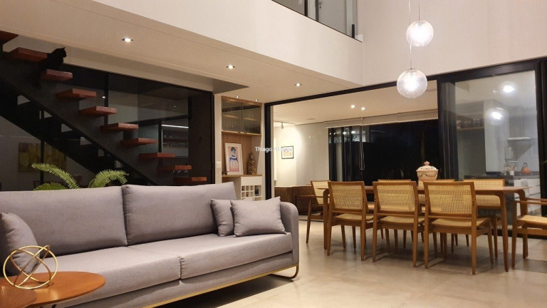 Imagem Sobrado com 4 Quartos à Venda, 400 m² em Residencial Alphaville Iv - Campo Grande Imagem Sobrado com 4 Quartos à Venda, 400 m² em Residencial Alphaville Iv - Campo Grande