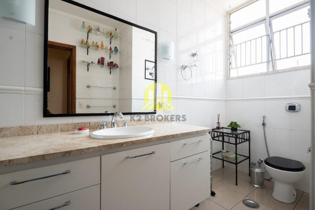 Imagem Apartamento com 3 Quartos à Venda, 180 m² em Itaim Bibi - São Paulo Imagem Apartamento com 3 Quartos à Venda, 180 m² em Itaim Bibi - São Paulo