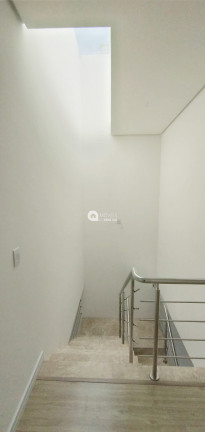 Imagem Casa com 3 Quartos à Venda, 186 m² Imagem Casa com 3 Quartos à Venda, 186 m²