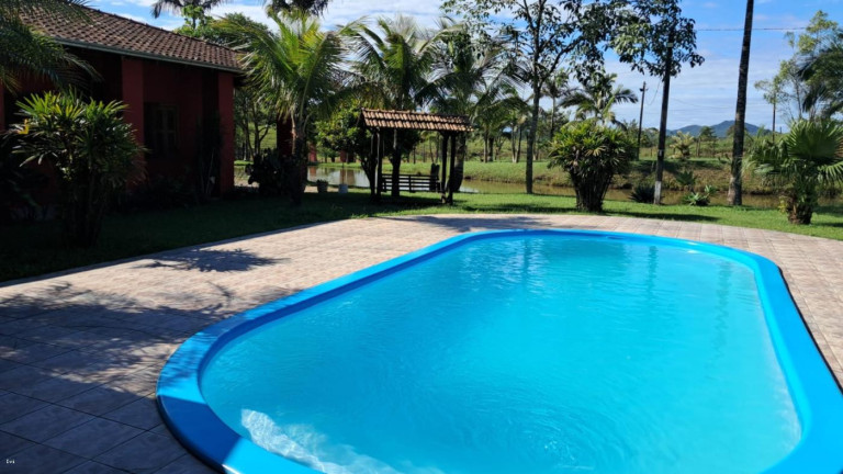Imagem Imóvel com 4 Quartos para Alugar ou Temporada, 8.000 m² em Morretes - Balneário Piçarras Imagem Imóvel com 4 Quartos para Alugar ou Temporada, 8.000 m² em Morretes - Balneário Piçarras