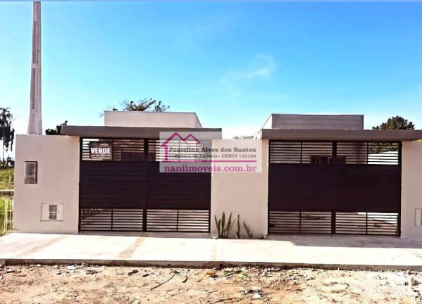 Imagem Casa com 3 Quartos à Venda, 154 m² em Balneário Dos Golfinhos - Caraguatatuba Imagem Casa com 3 Quartos à Venda, 154 m² em Balneário Dos Golfinhos - Caraguatatuba