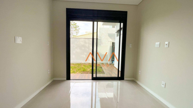 Imagem Casa com 3 Quartos à Venda, 112 m² em Rio Vermelho - Florianópolis Imagem Casa com 3 Quartos à Venda, 112 m² em Rio Vermelho - Florianópolis