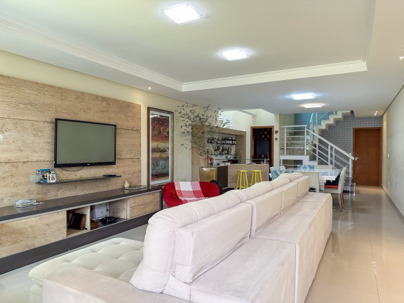 Imagem Casa com 3 Quartos à Venda, 220 m² em Vila Scarpelli - Santo André Imagem Casa com 3 Quartos à Venda, 220 m² em Vila Scarpelli - Santo André