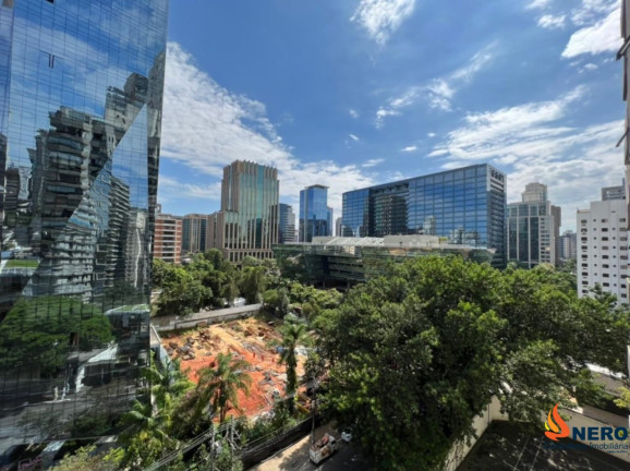 Imagem Imóvel com 4 Quartos à Venda, 220 m² em Itaim Bibi - São Paulo Imagem Imóvel com 4 Quartos à Venda, 220 m² em Itaim Bibi - São Paulo