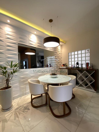 Imagem Casa com 2 Quartos à Venda, 110 m² em Tulipas - Jundiaí Imagem Casa com 2 Quartos à Venda, 110 m² em Tulipas - Jundiaí