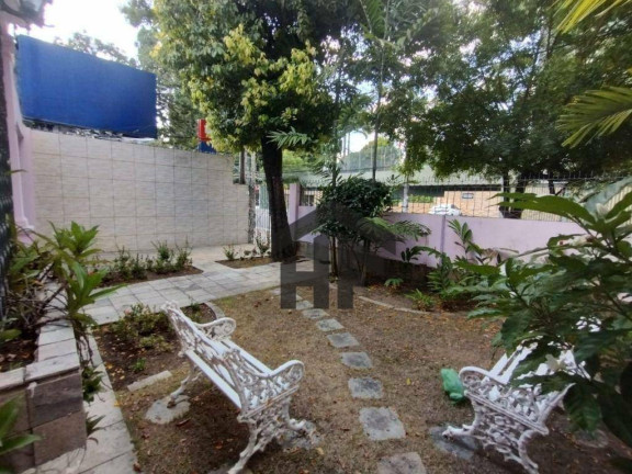 Imagem Casa com 4 Quartos para Alugar, 160 m² em Casa Forte - Recife Imagem Casa com 4 Quartos para Alugar, 160 m² em Casa Forte - Recife
