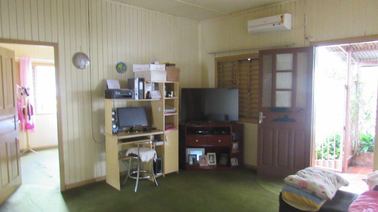 Imagem Casa com 4 Quartos à Venda, 150 m² em Centro - Concórdia Imagem Casa com 4 Quartos à Venda, 150 m² em Centro - Concórdia