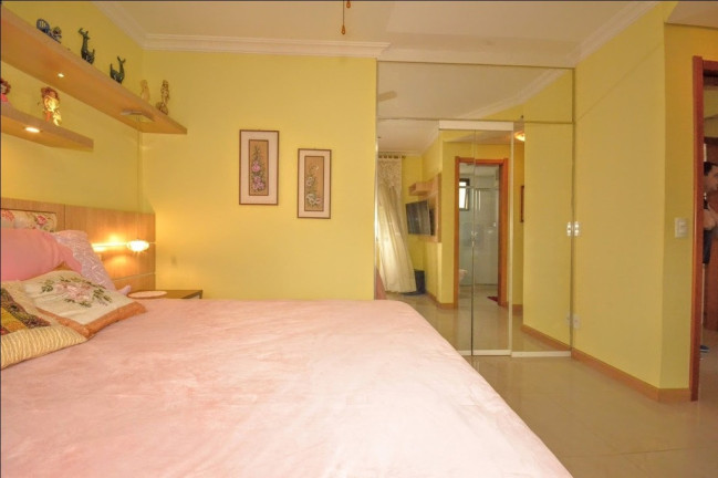 Imagem Apartamento com 3 Quartos à Venda, 124 m² em Petrópolis - Porto Alegre Imagem Apartamento com 3 Quartos à Venda, 124 m² em Petrópolis - Porto Alegre