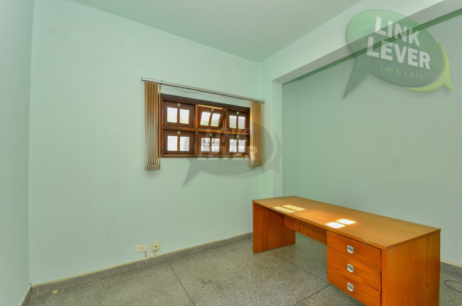 Imagem Casa com 4 Quartos à Venda, 457 m² em Bacacheri - Curitiba