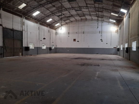 Imagem Imóvel à Venda, 900 m² em Jardim Tupanci - Barueri