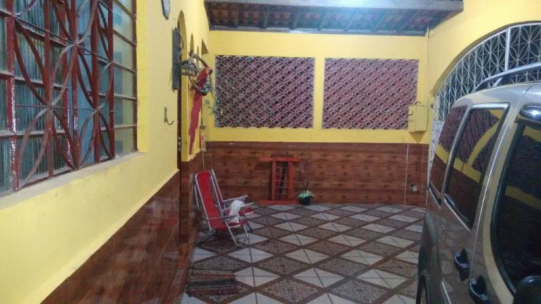 Imagem Casa com 3 Quartos à Venda, 240 m² em Tinga - Caraguatatuba Imagem Casa com 3 Quartos à Venda, 240 m² em Tinga - Caraguatatuba
