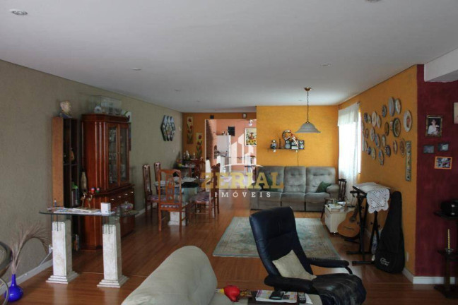 Imagem Sobrado com 4 Quartos à Venda, 180 m² em Olímpico - São Caetano Do Sul Imagem Sobrado com 4 Quartos à Venda, 180 m² em Olímpico - São Caetano Do Sul