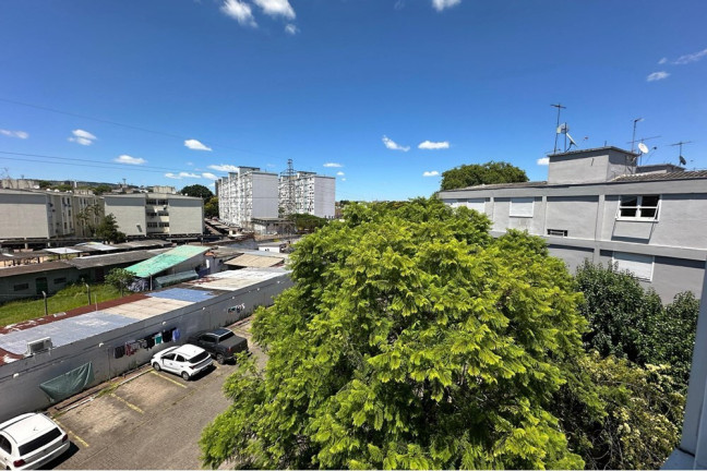 Imagem Imóvel com 3 Quartos à Venda, 60 m² em Sarandi - Porto Alegre Imagem Imóvel com 3 Quartos à Venda, 60 m² em Sarandi - Porto Alegre
