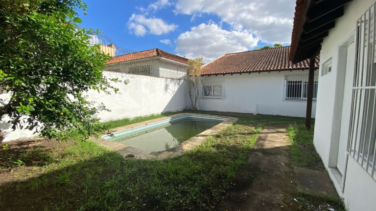 Imagem Casa com 2 Quartos à Venda, 189 m² em Tristeza - Porto Alegre Imagem Casa com 2 Quartos à Venda, 189 m² em Tristeza - Porto Alegre