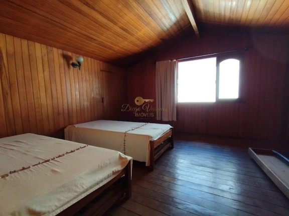 Imagem Casa com 4 Quartos à Venda, 235 m² em Carlos Guinle - Teresópolis Imagem Casa com 4 Quartos à Venda, 235 m² em Carlos Guinle - Teresópolis