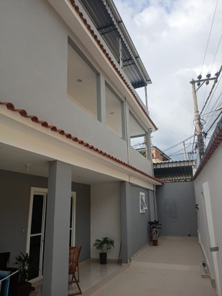 Imagem Casa com 3 Quartos à Venda, 110 m² em Austin - Nova Iguaçu Imagem Casa com 3 Quartos à Venda, 110 m² em Austin - Nova Iguaçu