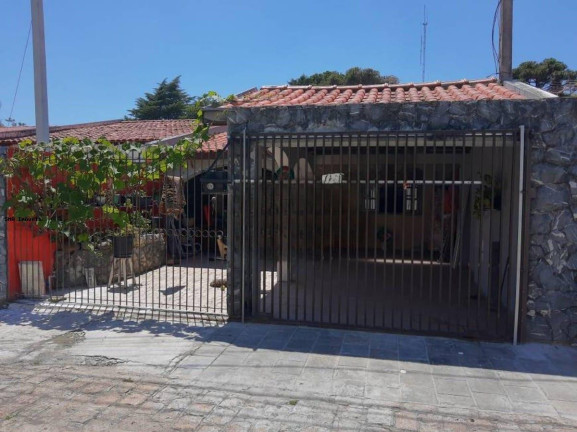 Imagem Casa com 3 Quartos à Venda, 75 m² em Capão Da Imbuia - Curitiba Imagem Casa com 3 Quartos à Venda, 75 m² em Capão Da Imbuia - Curitiba