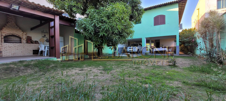 Imagem Casa com 5 Quartos à Venda, 300 m² em Centro - São Pedro Da Aldeia Imagem Casa com 5 Quartos à Venda, 300 m² em Centro - São Pedro Da Aldeia