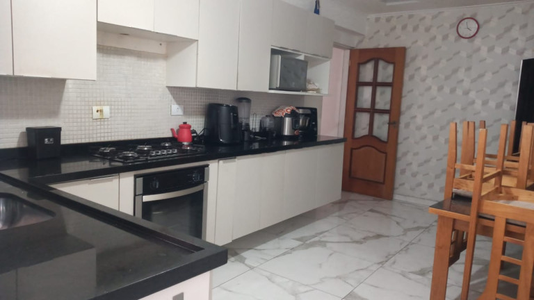 Imagem Casa com 4 Quartos à Venda, 200 m² em Parque Alto Do Rio Bonito - São Paulo