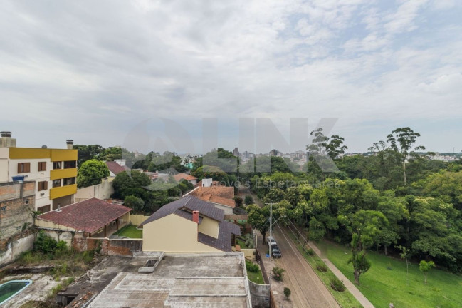 Imagem Imóvel com 3 Quartos à Venda, 215 m² em Vila Ipiranga - Porto Alegre