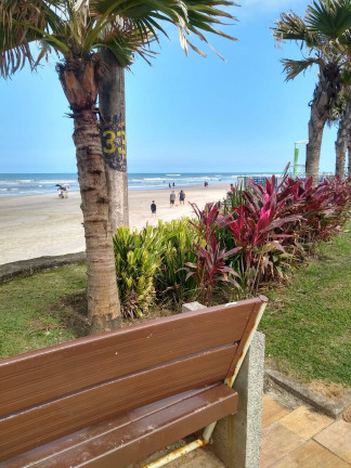 Imagem Casa com 2 Quartos à Venda, em Boqueirão - Praia Grande Imagem Casa com 2 Quartos à Venda, em Boqueirão - Praia Grande