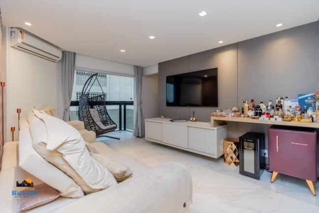 Imagem Apartamento com 2 Quartos à Venda,  em Vila Nova Conceição - São Paulo