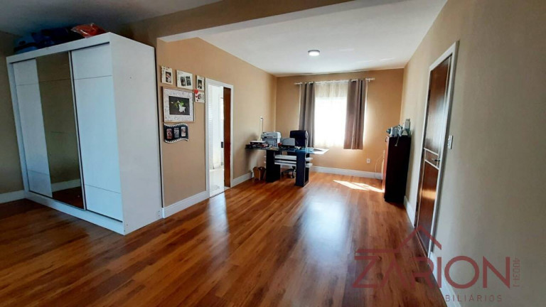 Imagem Casa com 3 Quartos à Venda, 700 m² em Granjas Rurais Reunidas São Judas Tadeu - Taubaté Imagem Casa com 3 Quartos à Venda, 700 m² em Granjas Rurais Reunidas São Judas Tadeu - Taubaté