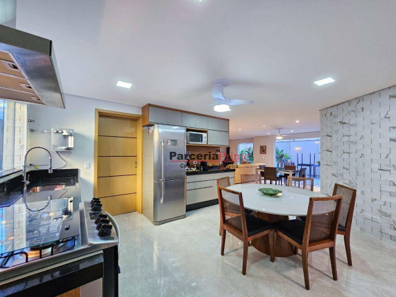 Imagem Casa com 6 Quartos à Venda, 328 m² em Riviera - Módulo 28 - Bertioga Imagem Casa com 6 Quartos à Venda, 328 m² em Riviera - Módulo 28 - Bertioga