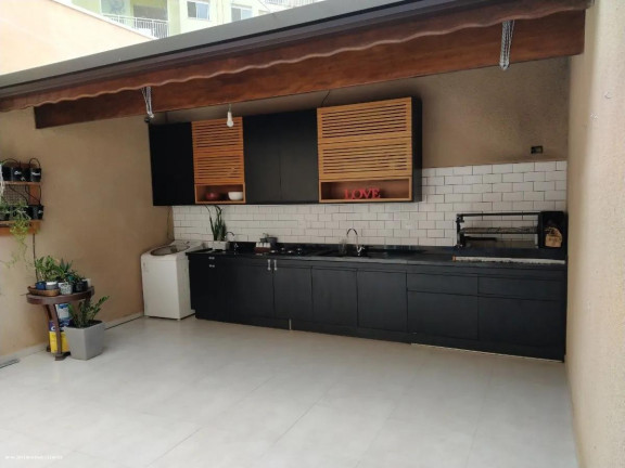 Casa à Venda,  em Jardim Petrópolis - Cotia