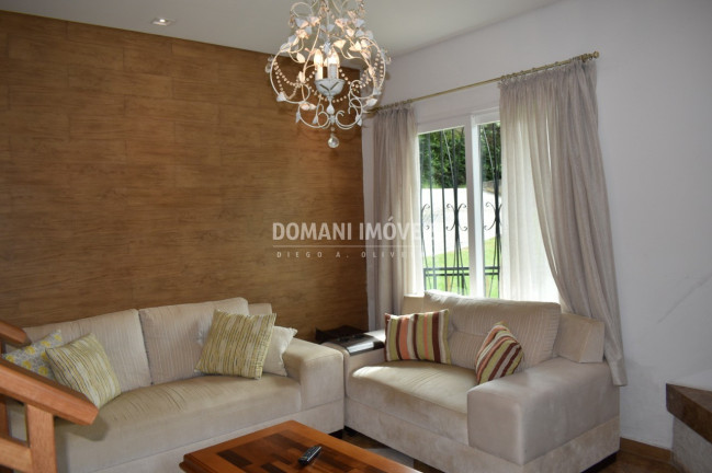 Imagem Casa com 4 Quartos à Venda, 402 m² em Região Do Alto Da Boa Vista - Campos Do Jordão Imagem Casa com 4 Quartos à Venda, 402 m² em Região Do Alto Da Boa Vista - Campos Do Jordão