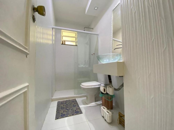 Imagem Imóvel com 4 Quartos à Venda, 180 m² em Copacabana - Rio De Janeiro Imagem Imóvel com 4 Quartos à Venda, 180 m² em Copacabana - Rio De Janeiro