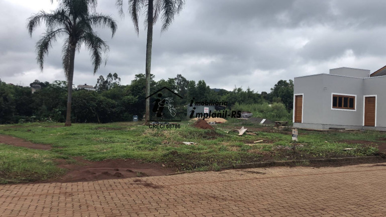 Imagem Terreno à Venda, 349 m² em Teutônia Imagem Terreno à Venda, 349 m² em Teutônia