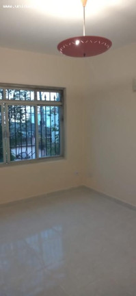 Casa com 2 Quartos à Venda, 255 m² em Jardim Dos Prados - São Paulo