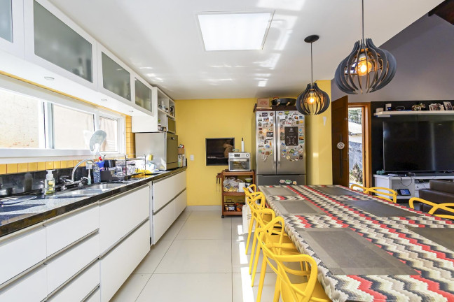 Imagem Casa com 3 Quartos à Venda, 191 m² em Campo Comprido - Curitiba Imagem Casa com 3 Quartos à Venda, 191 m² em Campo Comprido - Curitiba