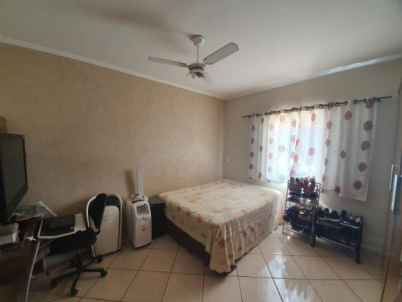 Imagem Casa com 3 Quartos à Venda, 360 m² em Vila Menuzzo - Sumaré