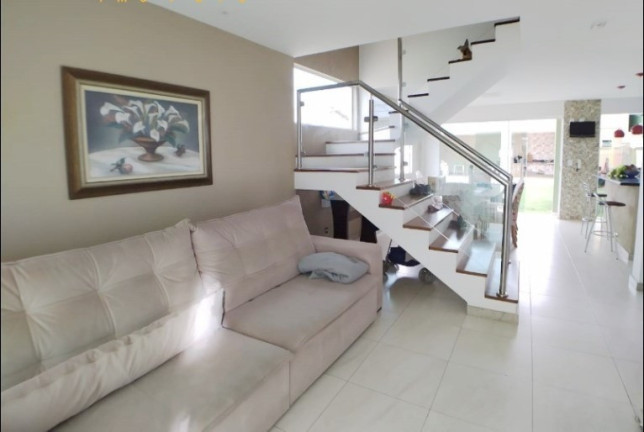 Imagem Casa com 4 Quartos à Venda, 340 m²