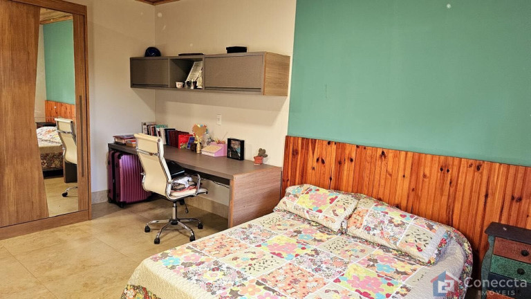 Imagem Imóvel com 2 Quartos à Venda, 2.000 m² em Centro - Patos De Minas Imagem Imóvel com 2 Quartos à Venda, 2.000 m² em Centro - Patos De Minas