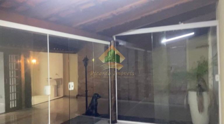 Imagem Casa com 3 Quartos à Venda, 180 m² em Martim De Sa - Caraguatatuba