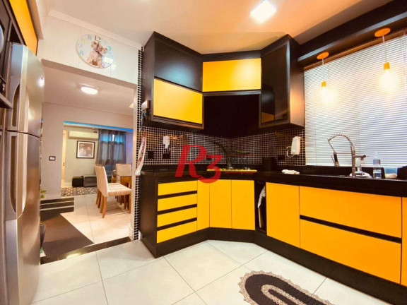 Imagem Casa com 3 Quartos à Venda, 140 m² em Gonzaga - Santos Imagem Casa com 3 Quartos à Venda, 140 m² em Gonzaga - Santos