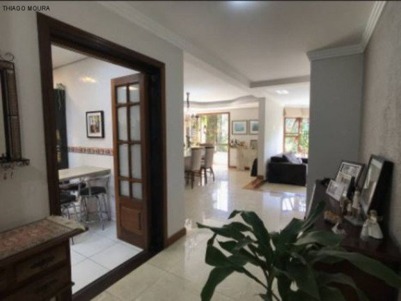 Imagem Imóvel com 4 Quartos à Venda, 175 m² em Jardim Itu - Porto Alegre Imagem Imóvel com 4 Quartos à Venda, 175 m² em Jardim Itu - Porto Alegre