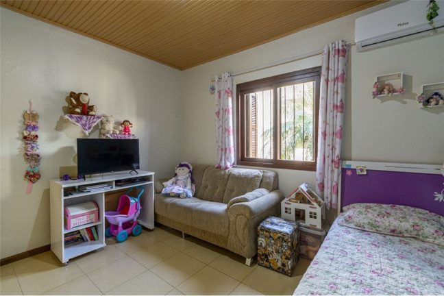 Imagem Casa com 3 Quartos à Venda, em São José - Canoas Imagem Casa com 3 Quartos à Venda, em São José - Canoas
