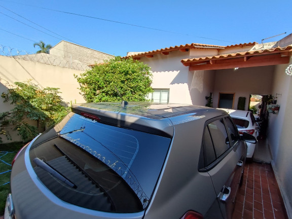 Imóvel com 
            	3             Quartos à Venda, 130 m² em 
            	Jardim Pampulha             - 
            	Aparecida De Goiania            