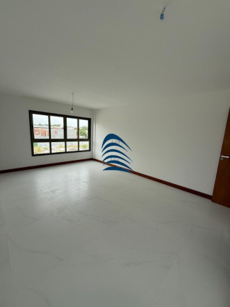 Imagem Casa com 5 Quartos à Venda, 206 m² em Buraquinho - Lauro De Freitas Imagem Casa com 5 Quartos à Venda, 206 m² em Buraquinho - Lauro De Freitas